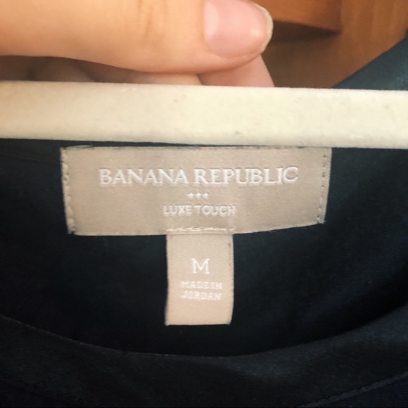 Navy Banana republic soft tank - Picture 2 of 2